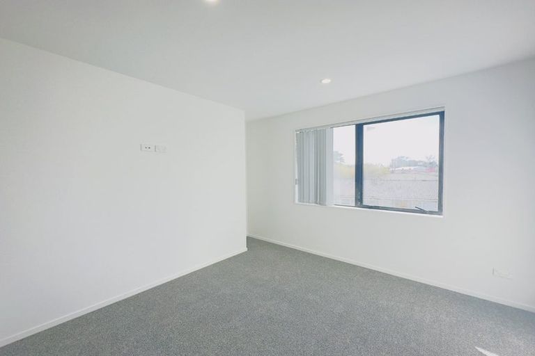 Photo of property in 20a Brentford Place, Manurewa, Auckland, 2102