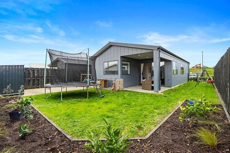 Photo of property in 70 Whites Way, Te Kauwhata, 3710