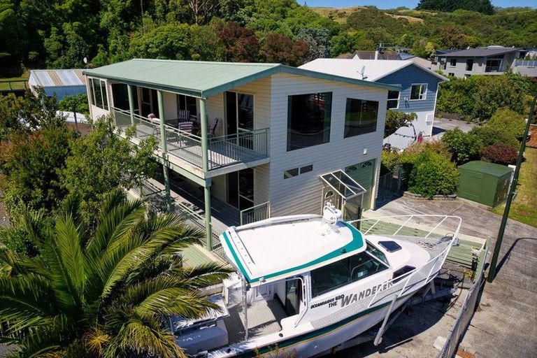 Photo of property in 36 Kotare Place, South Bay, Kaikoura, 7300