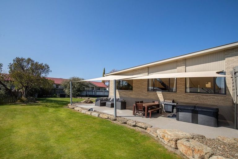 Photo of property in 2 Chapple Street, Alexandra, 9320