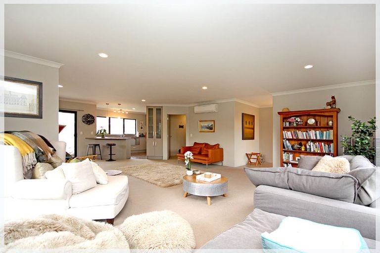 Photo of property in 5 Ferry Street, Foxton Beach, Foxton, 4815