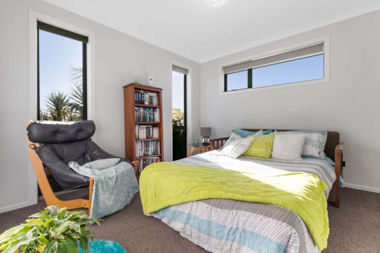 Photo of property in 32 Sabre Street, Papamoa Beach, Papamoa, 3118