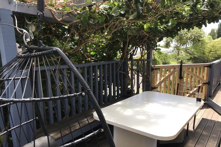 Photo of property in 114 Regent Heights, Thames, 3500