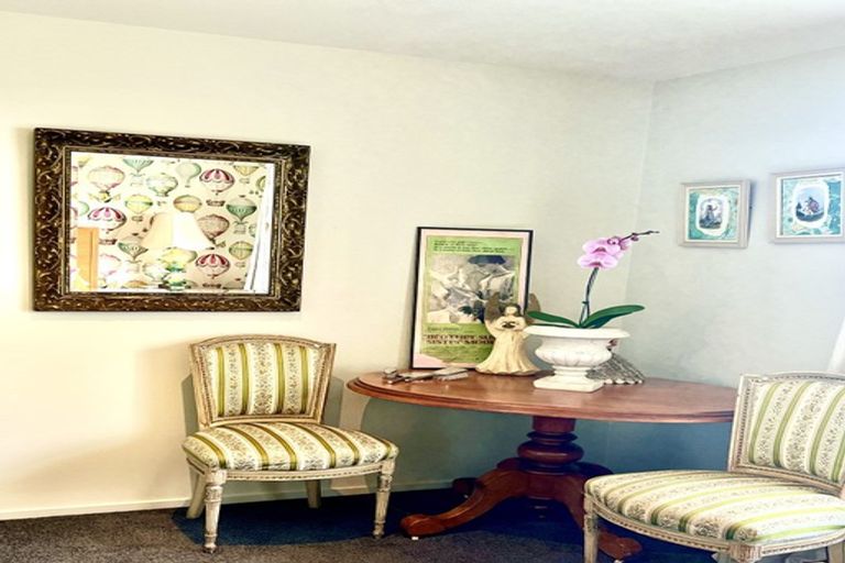 Photo of property in 1 Simeon Quay, Lyttelton, 8082