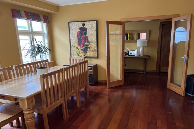 Photo of property in 55 Tauhinu Road, Miramar, Wellington, 6022