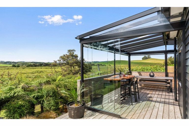 Photo of property in 10 Spinnaker Lane, Mangawhai, 0505