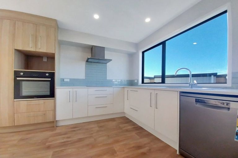 Photo of property in 28 Tima Lane, Mangere Bridge, Auckland, 2022