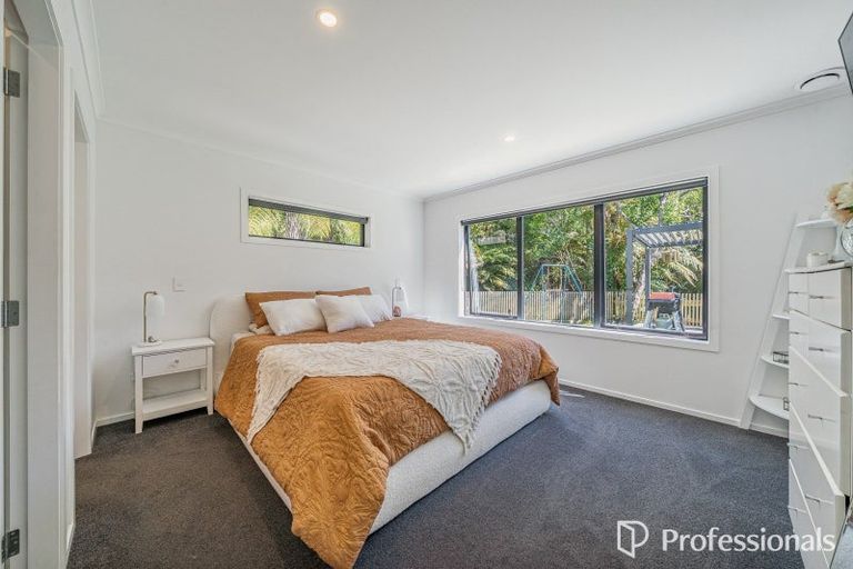 Photo of property in 10 Aratika Grove, Stokes Valley, Lower Hutt, 5019