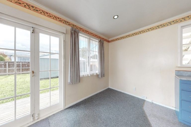 Photo of property in 73 Hikurangi Street, Trentham, Upper Hutt, 5018