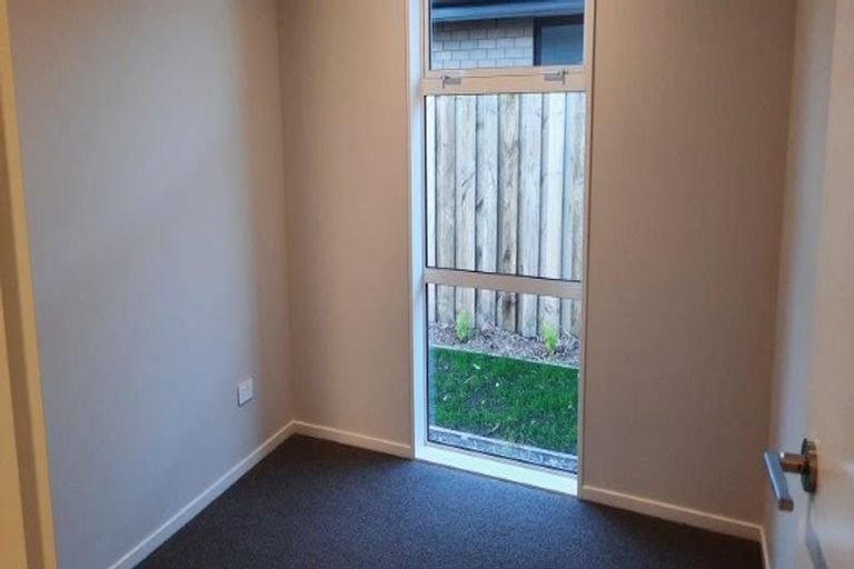 Photo of property in 55 Mehrtens Crescent, Woodend, 7691