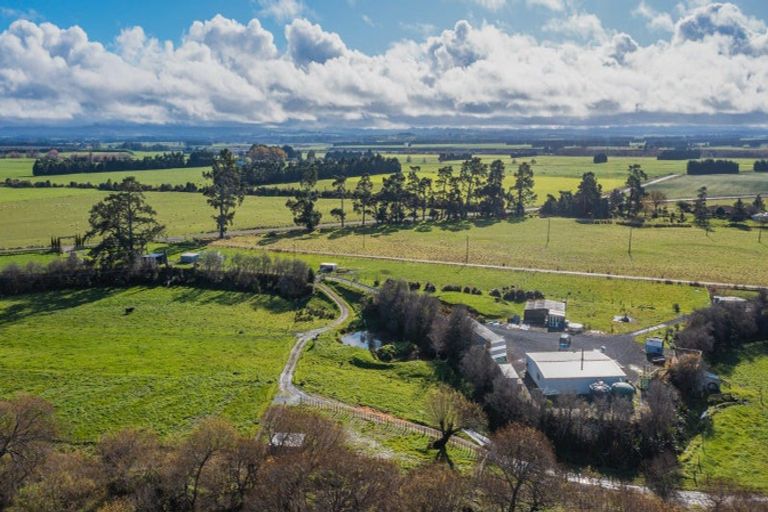 Photo of property in 262 Burnside Road, Ashley Clinton, Takapau, 4288