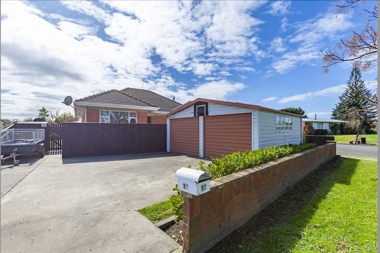 Photo of property in 17 Harris Street, Greenmeadows, Napier, 4112