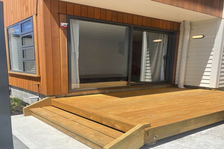 Photo of property in 128b Randwick Road, Moera, Lower Hutt, 5010