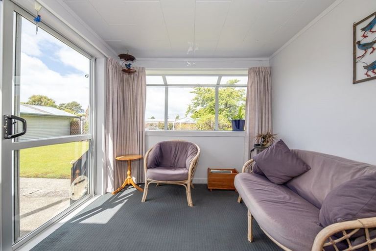 Photo of property in 97 Queen Street, Westport, 7825