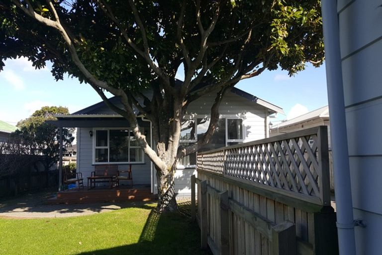 Photo of property in 7 North Street, Petone, Lower Hutt, 5012