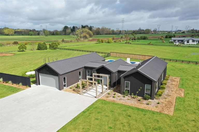 Photo of property in 22 Margot Lane, Matangi, Hamilton, 3283