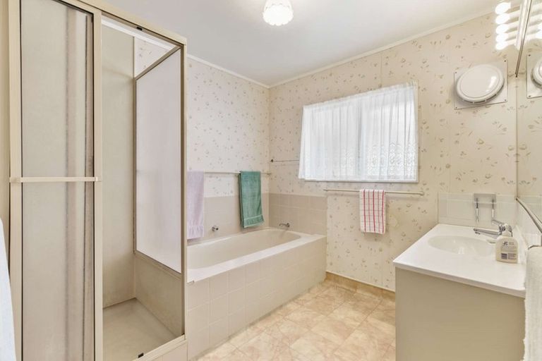 Photo of property in 77 Pegasus Drive, Sunnybrook, Rotorua, 3015