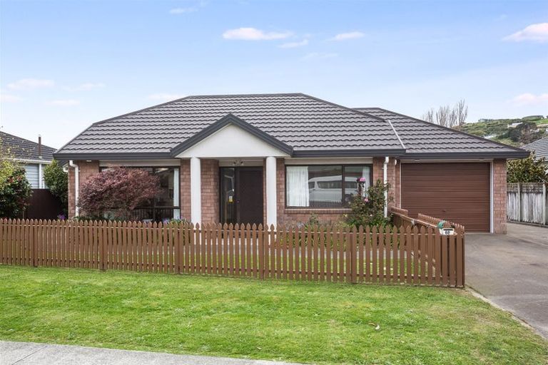 Photo of property in 60 Oxford Street, Tawa, Wellington, 5028