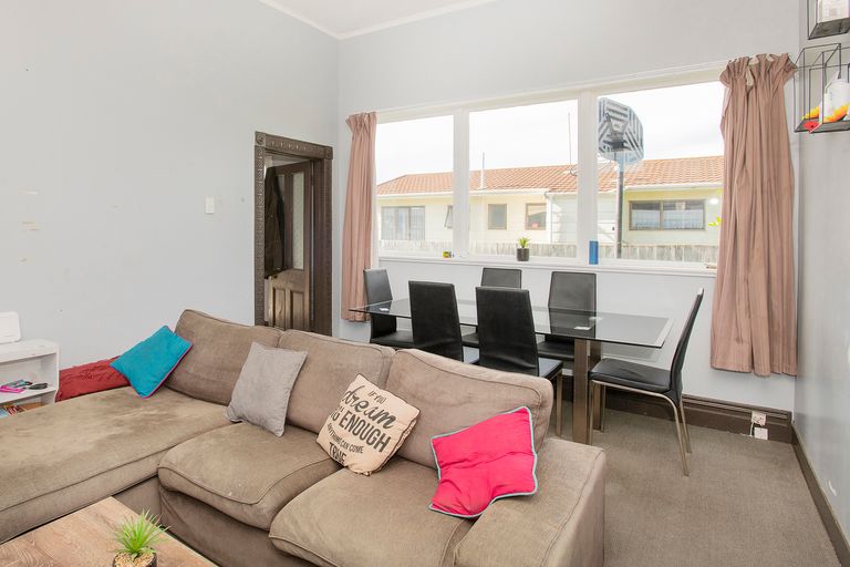 Photo of property in 21a Haldane Street, Elgin, Gisborne, 4010