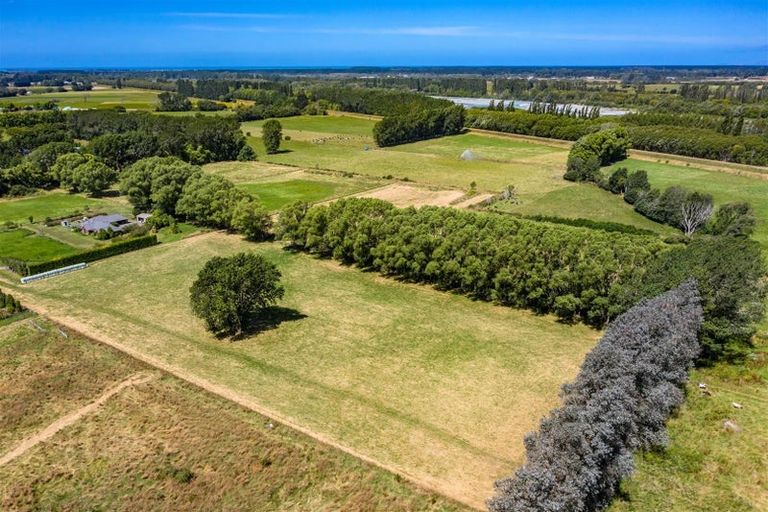 Photo of property in 135 Heywards Road, Clarkville, Kaiapoi, 7692