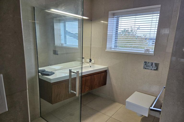 Photo of property in 3/99 Aikmans Road, Merivale, Christchurch, 8014