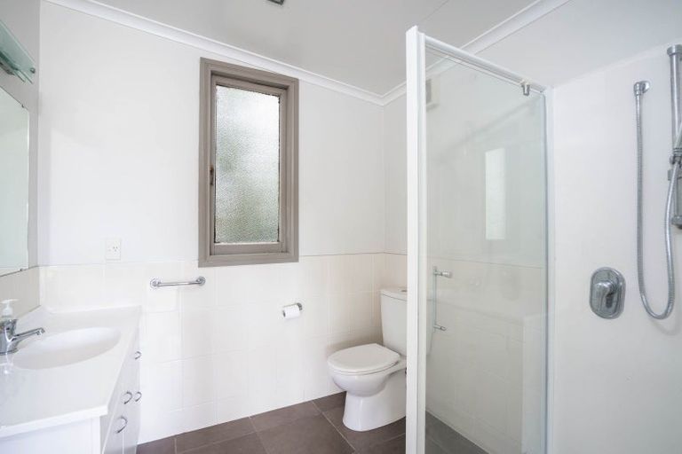 Photo of property in 77 Rokino Road, Hilltop, Taupo, 3330