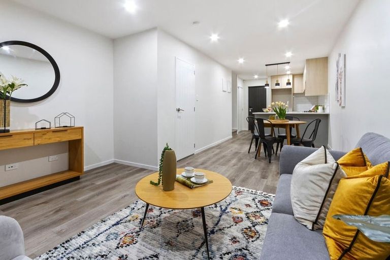 Photo of property in 50d Sherwood Avenue, Te Atatu South, Auckland, 0610