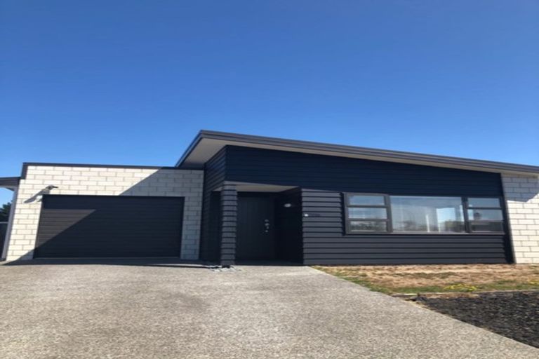 Photo of property in 2 Onukutara Place, Huntington, Hamilton, 3210