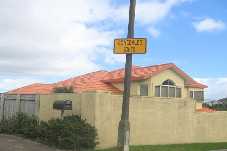 Photo of property in 98 Viewmont Drive, Harbour View, Lower Hutt, 5010