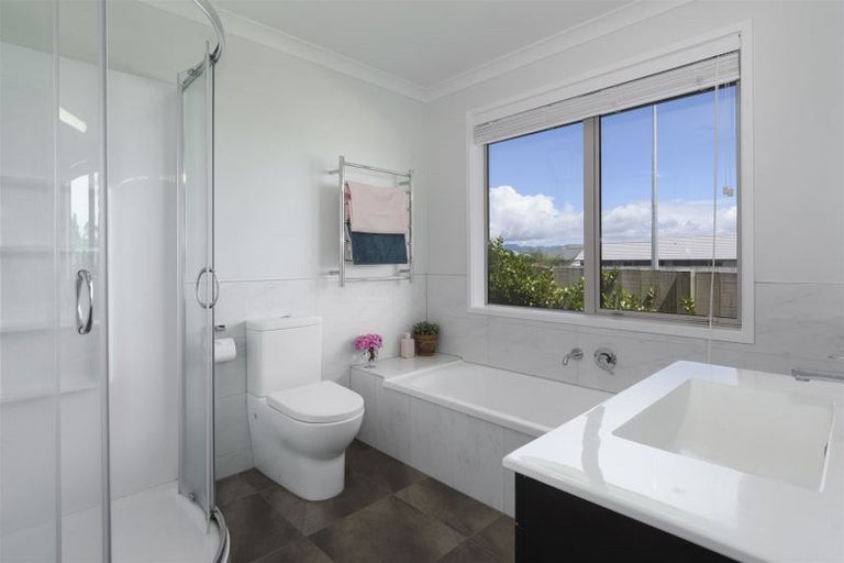 Photo of property in 89 Bert Wall Drive, Omokoroa, 3114