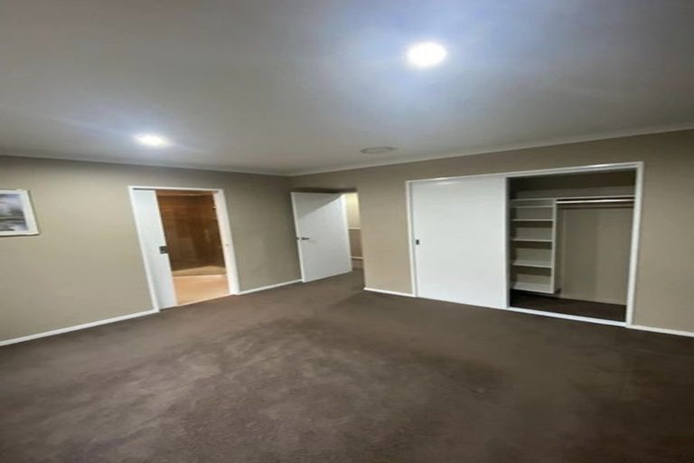 Photo of property in 8 Lyell Court, Clover Park, Auckland, 2019