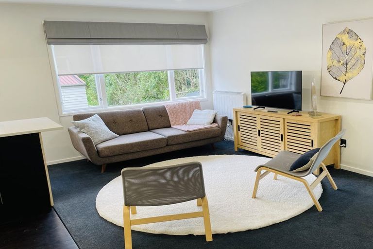 Photo of property in 5/147 Glenmore Street, Kelburn, Wellington, 6012