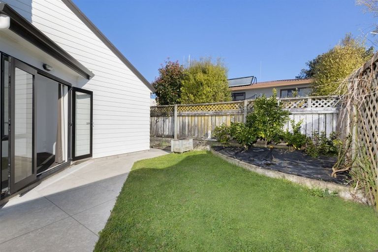 Photo of property in 6b Queen Road, Bellevue, Tauranga, 3110