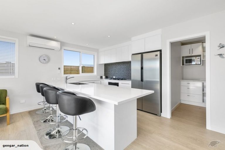 Photo of property in 1 Tuangi Way, Papamoa Beach, Papamoa, 3118