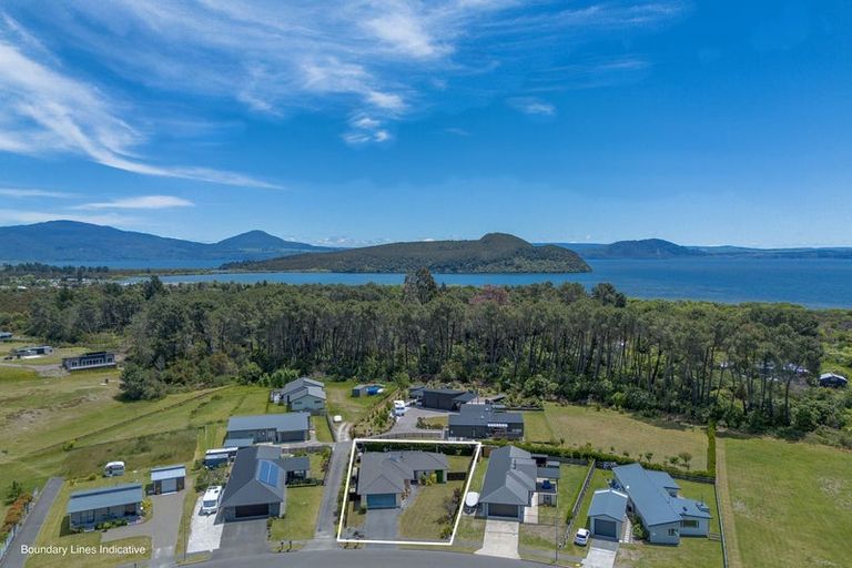 Photo of property in 60 John Norrie Place, Motuoapa, Turangi, 3382