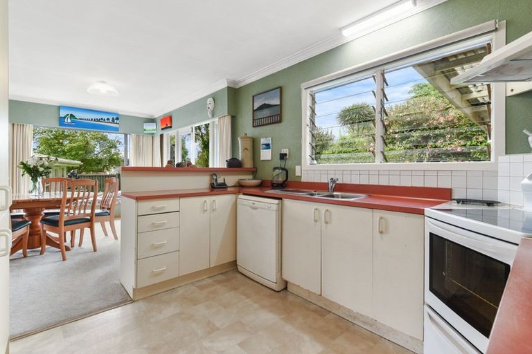 Photo of property in 122 Tarawera Road, Lynmore, Rotorua, 3010