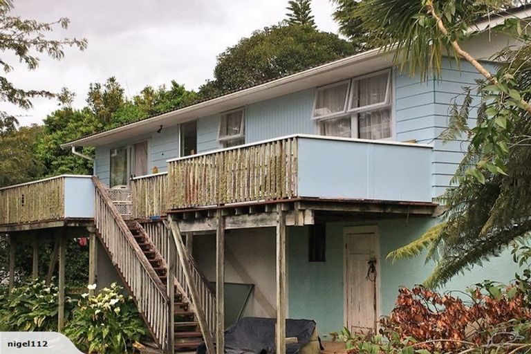 Photo of property in 65 Peach Road, Glenfield, Auckland, 0629