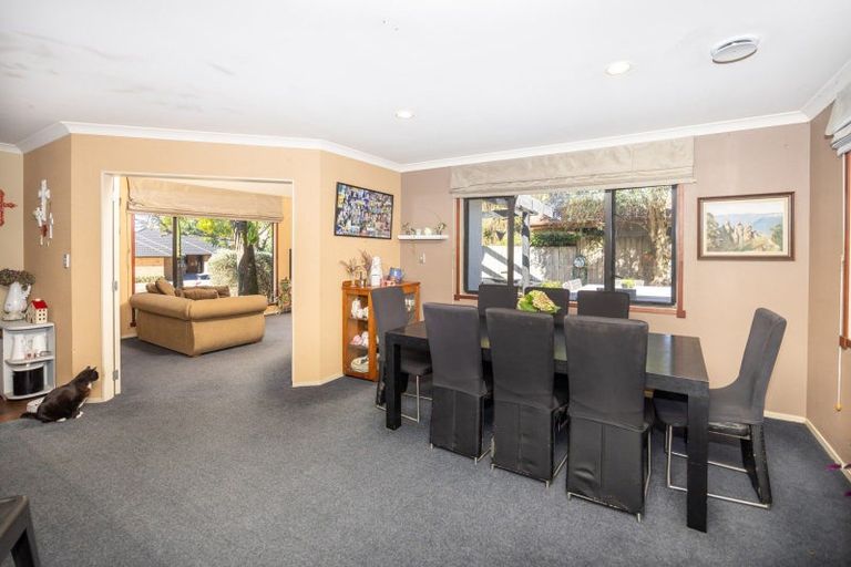 Photo of property in 37 Bramley Drive, Rototuna, Hamilton, 3210