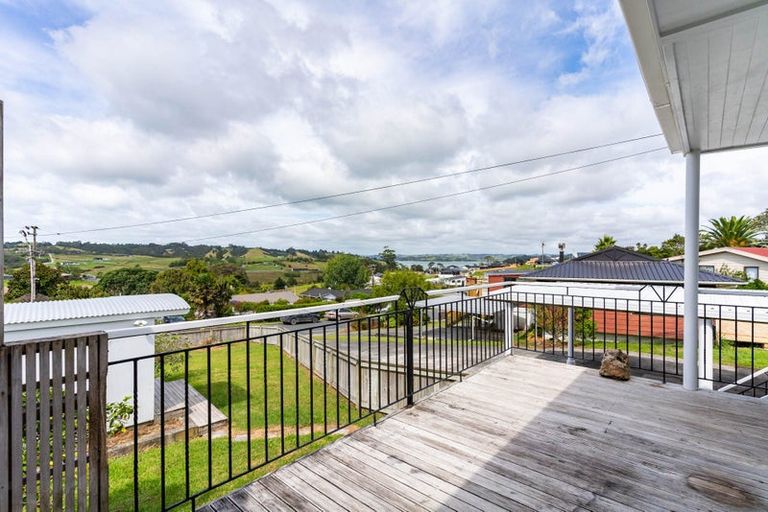 Photo of property in 10 Brigitte View, Snells Beach, 0920