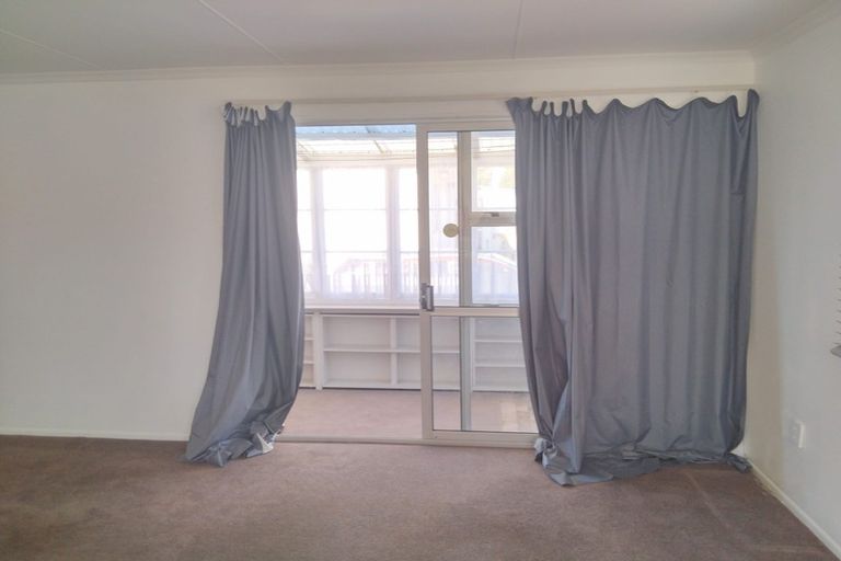 Photo of property in 10b Ropiha Street, Fitzroy, New Plymouth, 4312