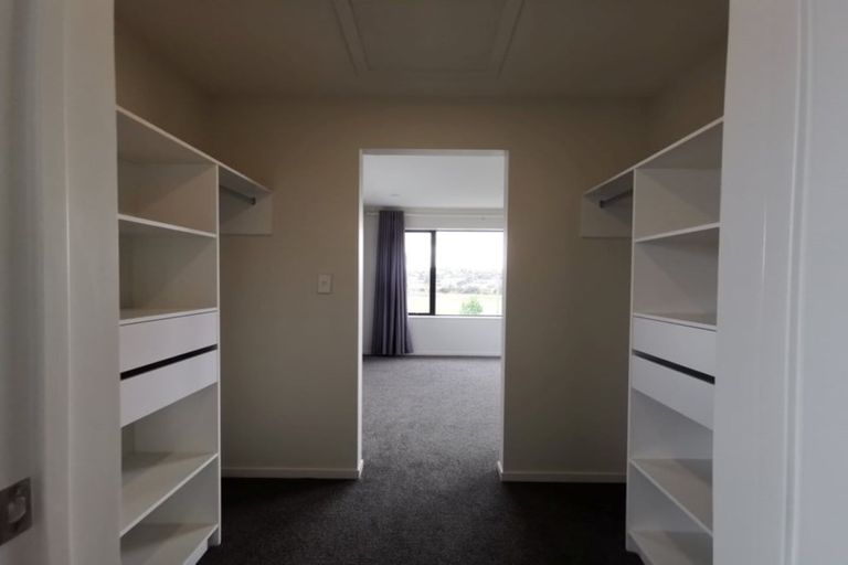 Photo of property in 29 Westgate Drive, Westgate, Auckland, 0614