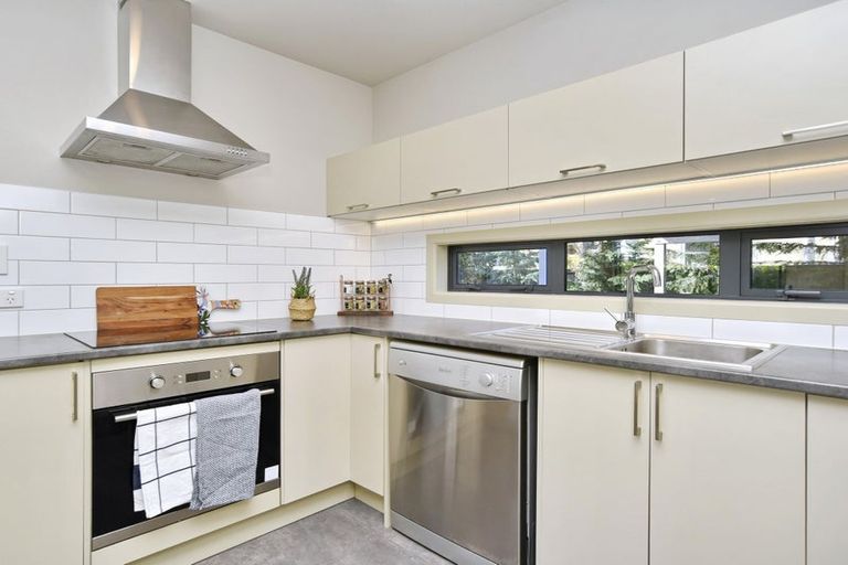 Photo of property in 23 Emmett Street, Shirley, Christchurch, 8013