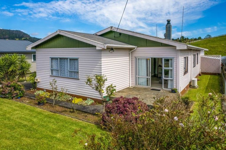 Photo of property in 53 Valley Road, Hikurangi, 0114