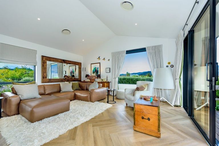 Photo of property in 13 Collier Drive, Halswell, Christchurch, 8025