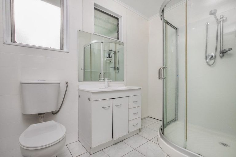 Photo of property in 541 Massey Road, Mangere, Auckland, 2022