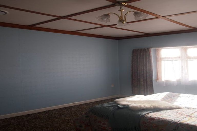 Photo of property in 4 Sinnamon Street, Reefton, 7830