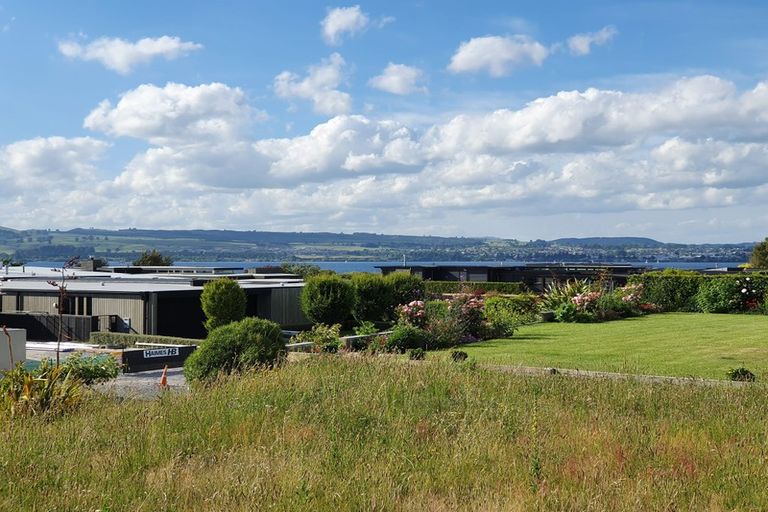 Photo of property in 20 Kurapoto Lane, Rainbow Point, Taupo, 3330