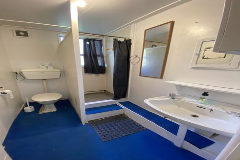 Photo of property in 292 Main Road, Tawa, Wellington, 5028