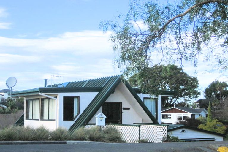 Photo of property in 6 Bracken Street, Hospital Hill, Napier, 4110