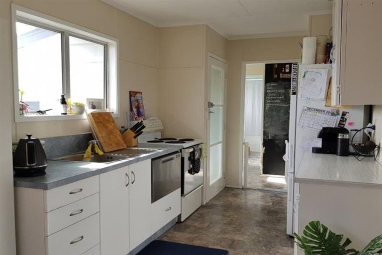 Photo of property in 12 Veronica Place, Bell Block, New Plymouth, 4312